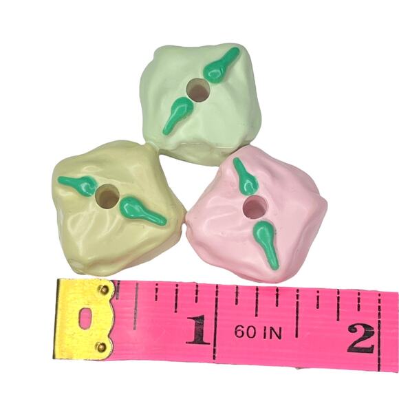 American Girl Petit Fours Samanthas Party Treats Set (3) Sweet Treats Candy Vtg - Picture 3 of 5